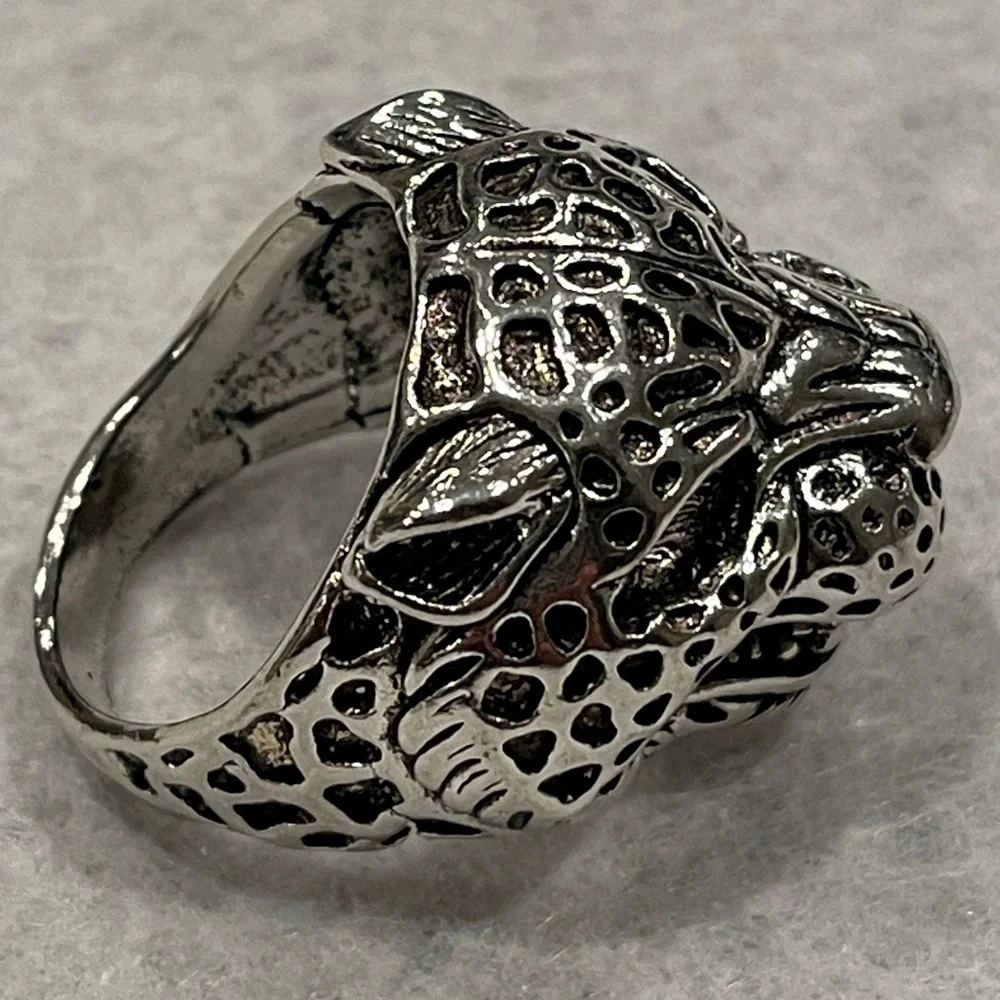 Silver Jaguar Big Cat Ring - Nickel - Size 9 - Picture 4 of 7